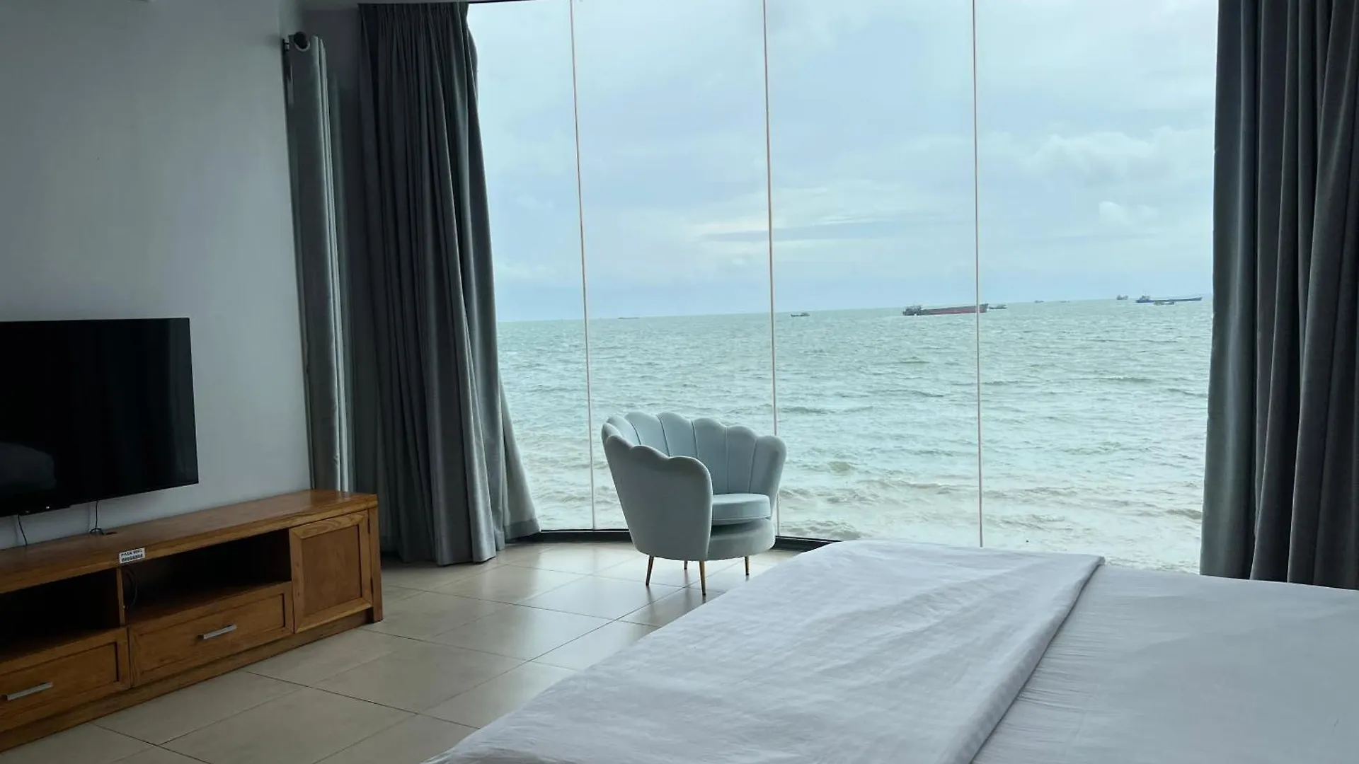 Nancy Thuy Tien Condotel Seaview 2 Vung Tau